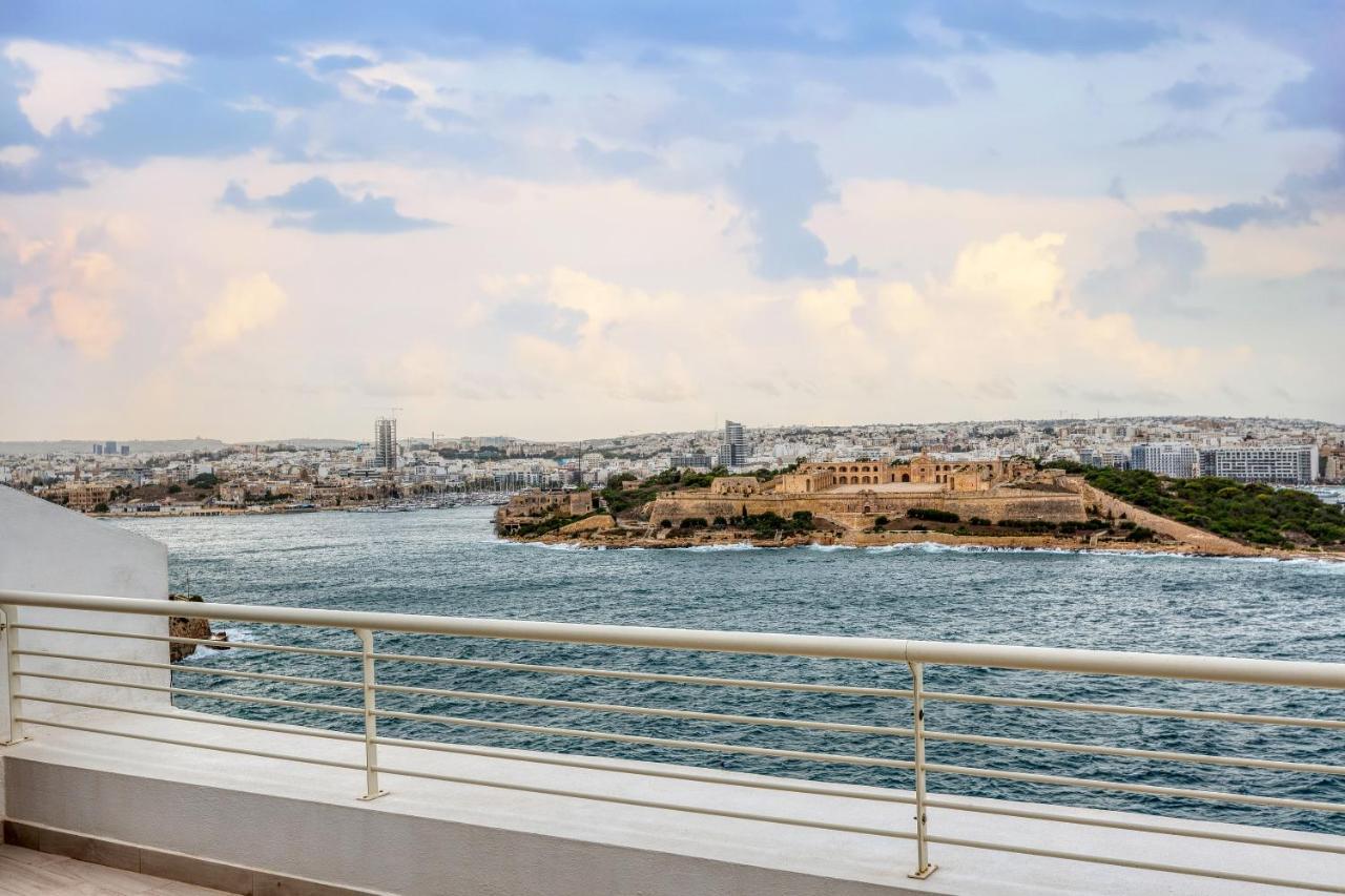 49/3 Seafront Duplex Penthouse In Valletta Luaran gambar
